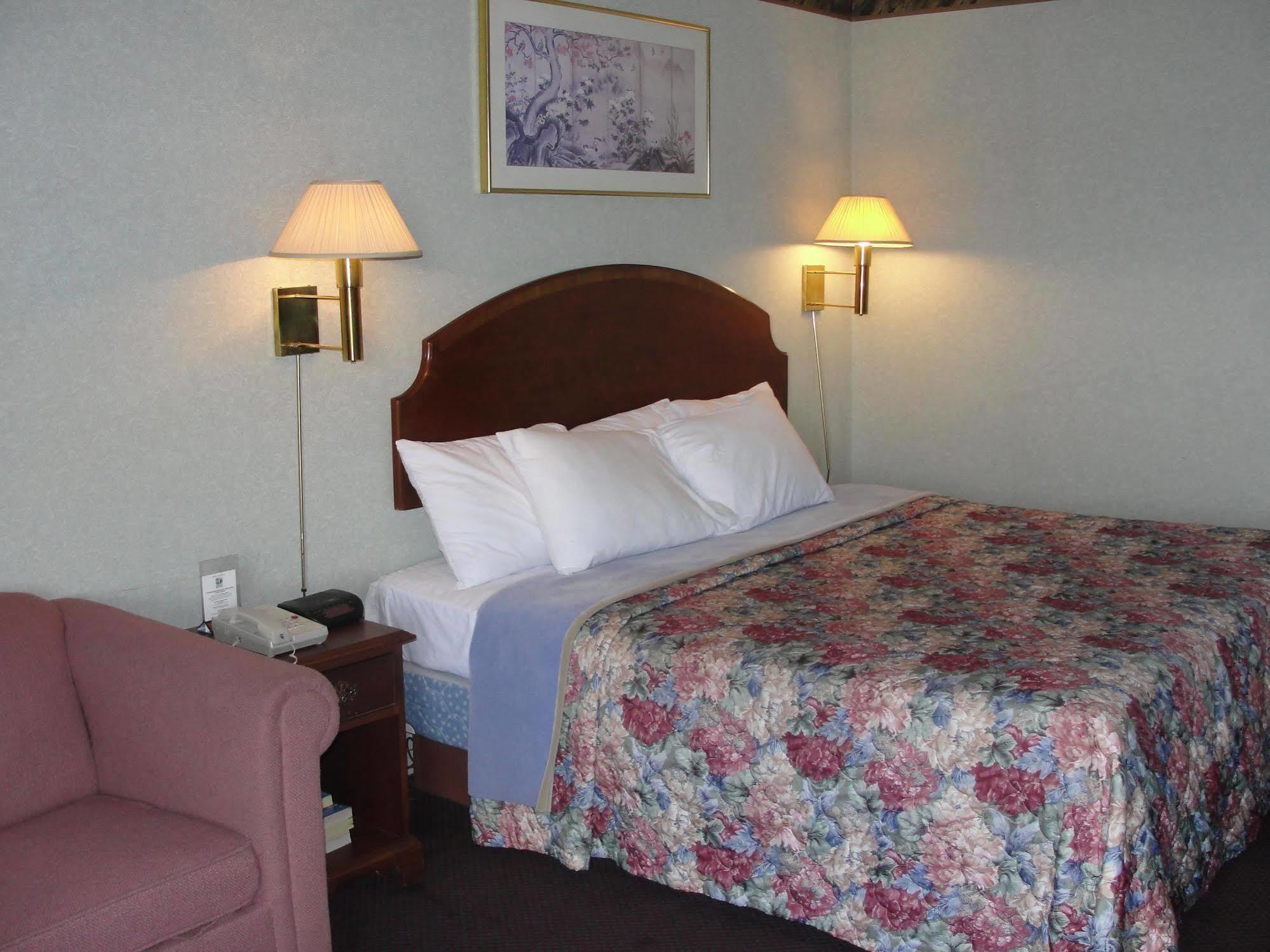 Budget Inn Алкоа Экстерьер фото